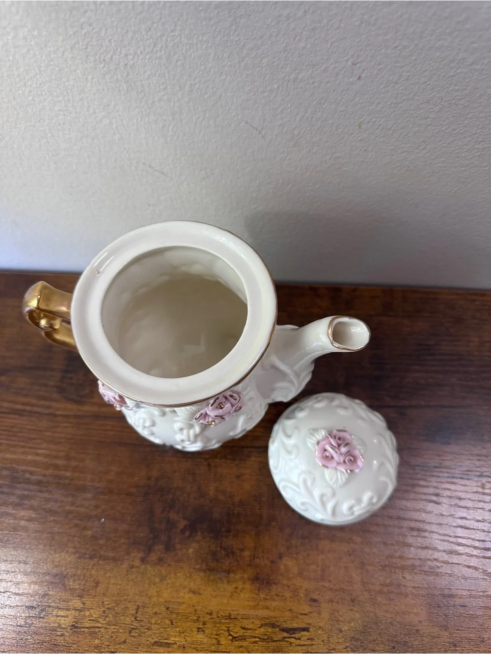 Vintage Cracker Barrel Ivory Porcelain 6 Pc Tea Set Raised Pink Roses Gold Trim